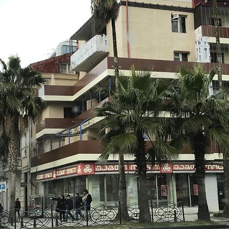 شقة Casa Neptun In Old باتومي المظهر الخارجي الصورة